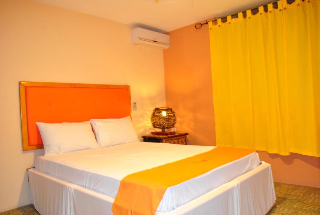 Hotel Imperial Cap-Haitien Bagian luar foto