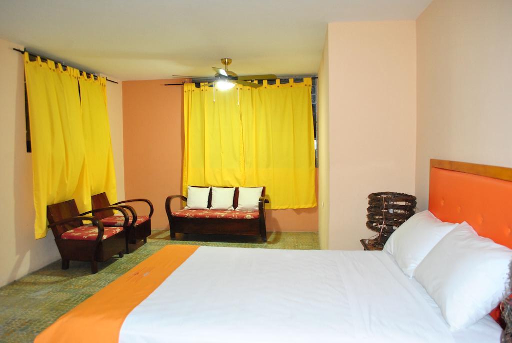 Hotel Imperial Cap-Haitien Bagian luar foto